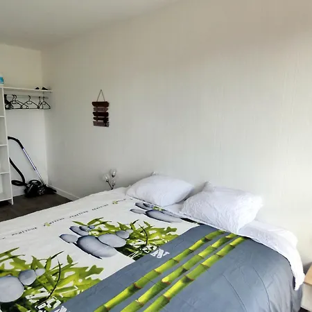 37M2 Lumineux Face Gare Sncf, Wifi Et Cafe Et The Offerts Apartment Orleans Exterior photo