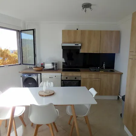 37M2 Lumineux Face Gare Sncf, Wifi Et Cafe Et The Offerts Apartment Orleans Exterior photo
