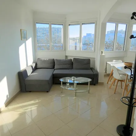 37M2 Lumineux Face Gare Sncf, Wifi Et Cafe Et The Offerts Apartment Orleans Exterior photo