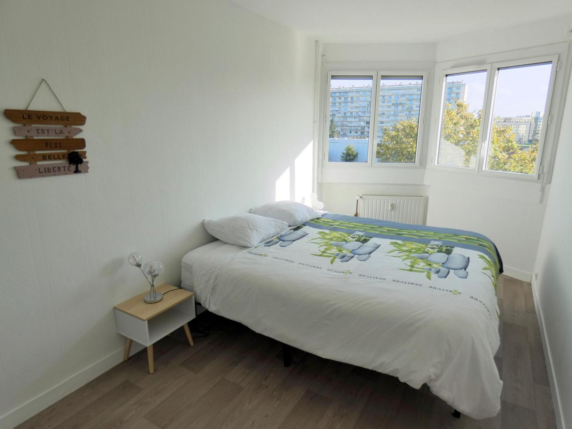 37m2 Lumineux Face Gare Sncf, Wifi Et Cafe Et The Offerts Apartment Orleans